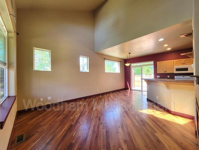 Building Photo - 3977 Bosal Street