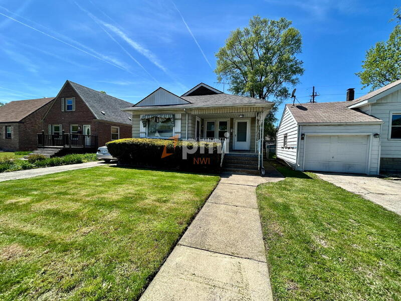 Foto principal - 7532 Monroe Ave