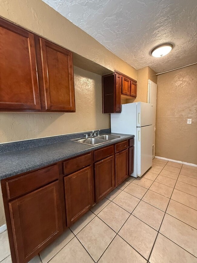 Cozy 1BR in the Heart of OKC – Walk to Plaza District - Cozy 1BR in the Heart of OKC – Walk to Plaza District Apartment