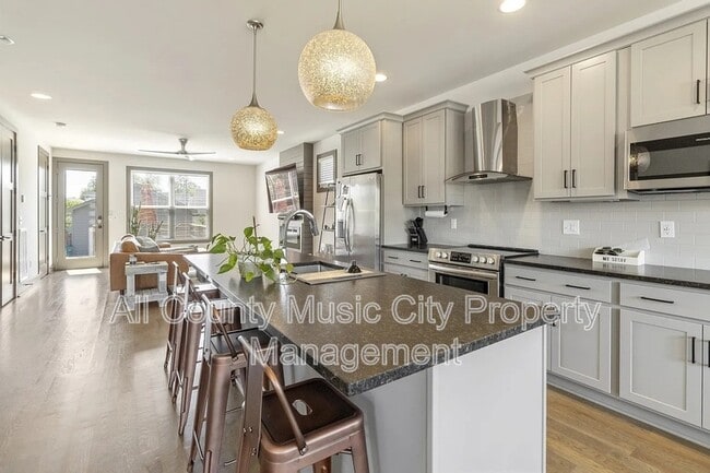 Foto del edificio - 1507B 14th Ave N