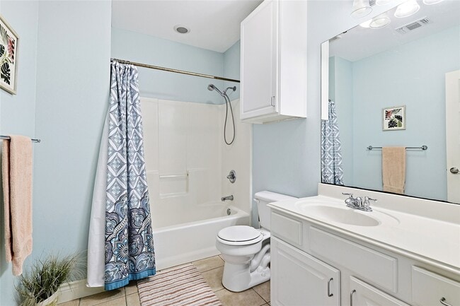 Building Photo - 1511 Church St