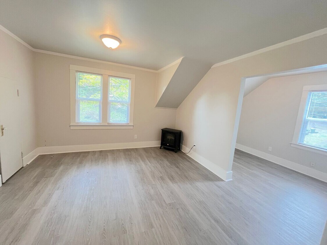 Foto principal - 101 N Bowdoin Pl