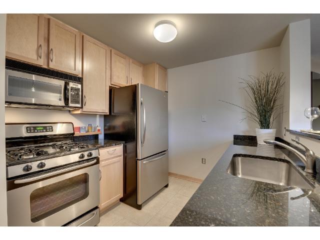 Stainless Gas Stove - 820 Emerald St
