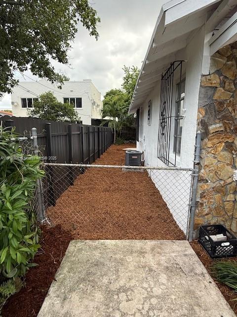 Foto del edificio - 1262 SW 4th St