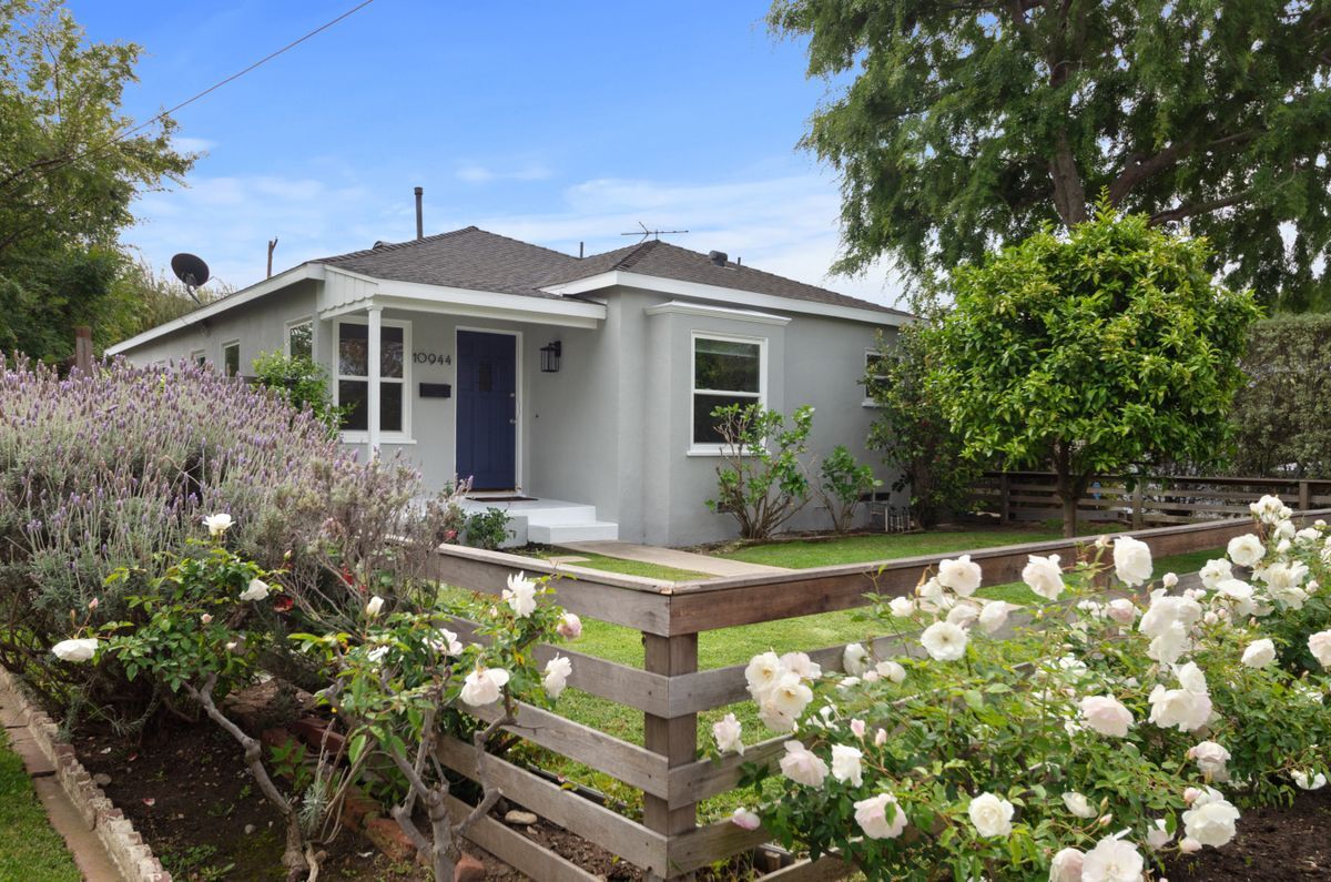Foto principal - 10944 Aletta Ave