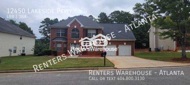 Building Photo - Stunning 4 Bedroom 2.5 Bath Lakeside Home ...