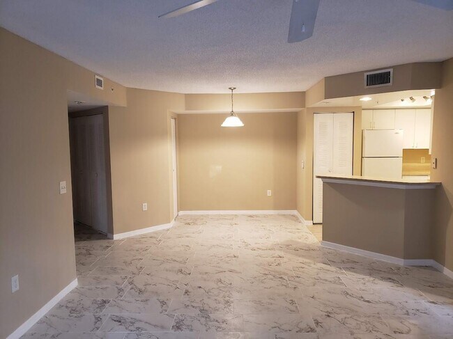 Foto del edificio - 4149 N Haverhill Rd