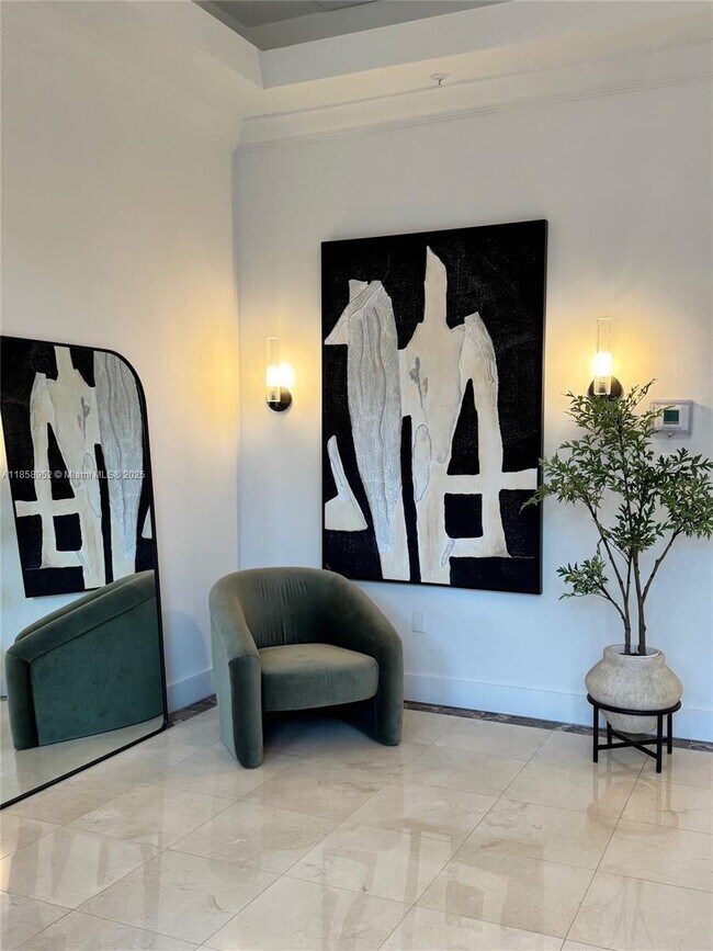 Foto del edificio - 9021 SW 94th St