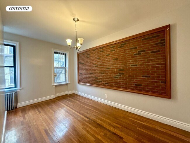 Foto del edificio - 1647 Union St