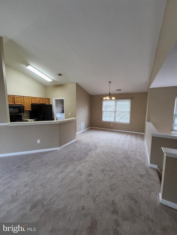 Building Photo - 218 Fernwood Pl