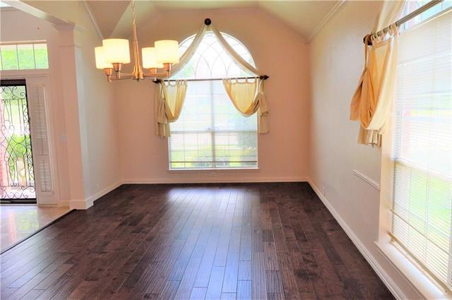 Building Photo - 7005 Pensacola Dr