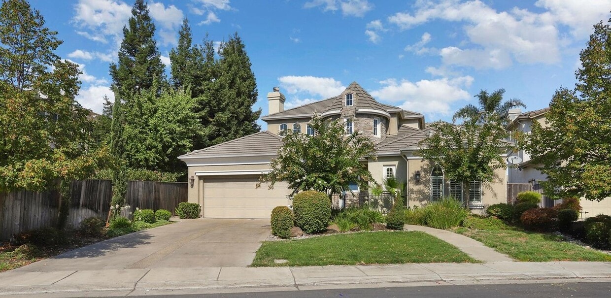 Primary Photo - 4107 Spyglass Dr