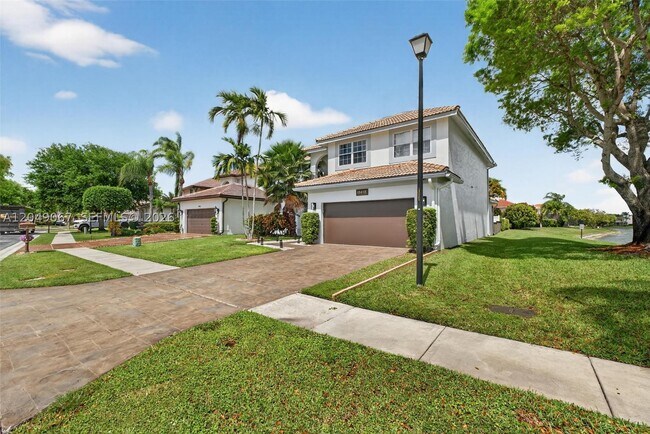 Building Photo - 18498 Covington Dr