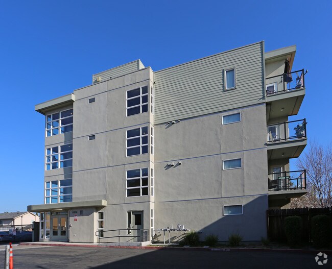 Foto del edificio - City Walk Condominiums