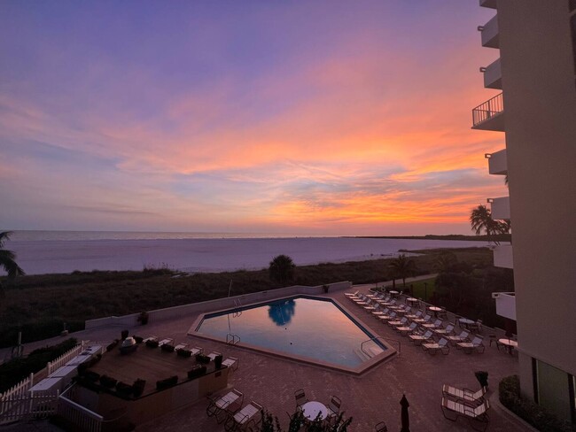 balcony view - 180 Seaview Ct