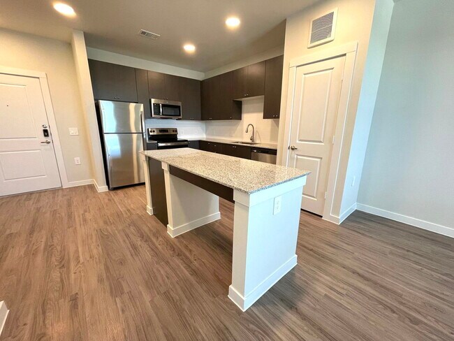 Foto del edificio - 5901 Co Rd 277