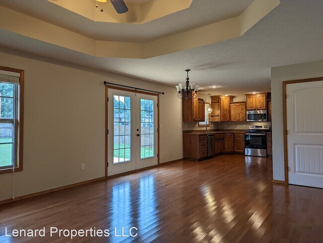 Building Photo - 3 br, 2 bath House - 1424 Solaira