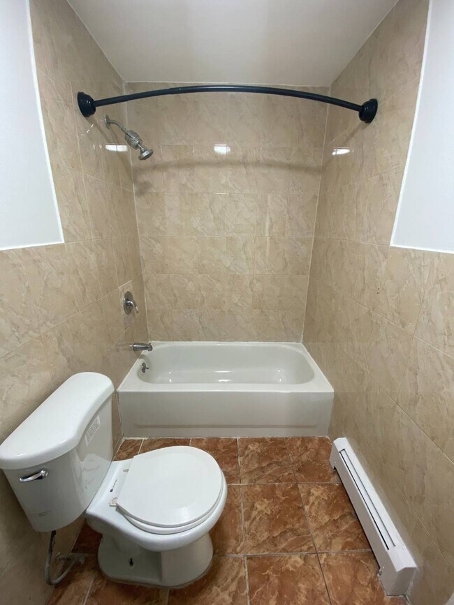 Foto del edificio - 796 E 165th St