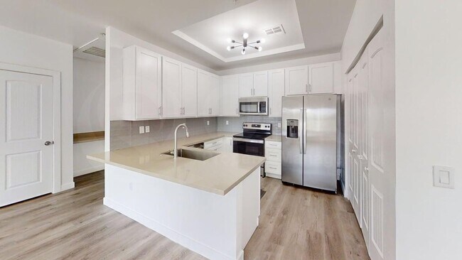 Foto del edificio - 9160 N 67th Ave