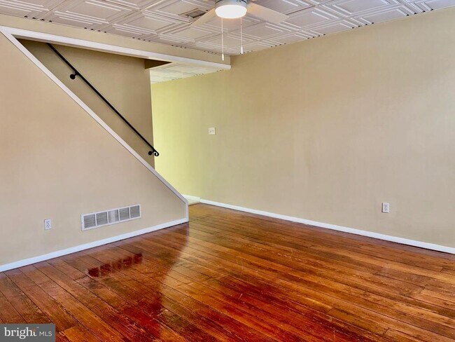 Foto del edificio - 455 Fairmount Ave