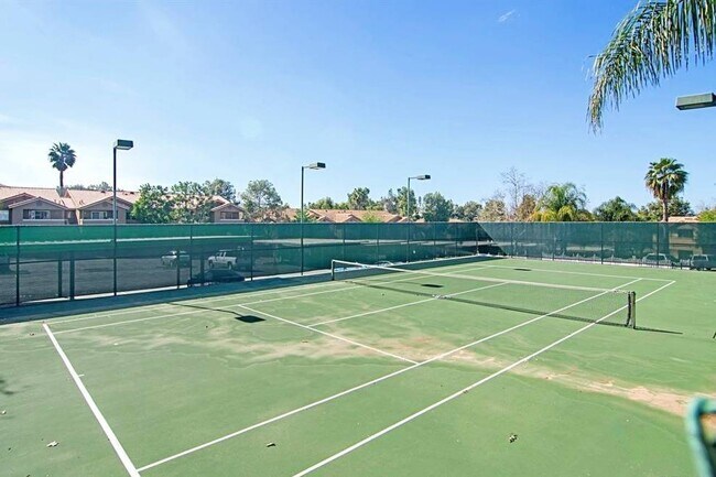 Lighted Tennis Court - 214 Woodland Pkwy