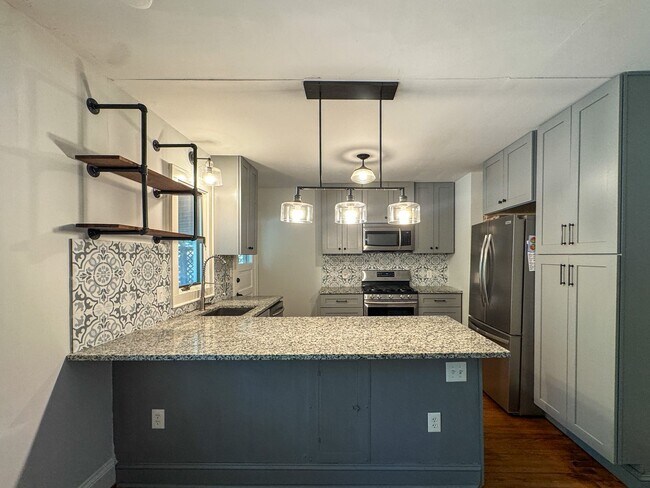 Foto del edificio - Charming 2 Bed 1.5 Bath Home in Haymount