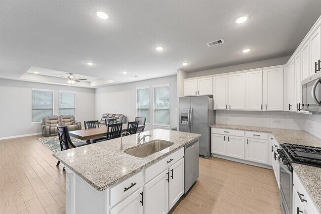 Building Photo - 7454 French Quarter Ct
