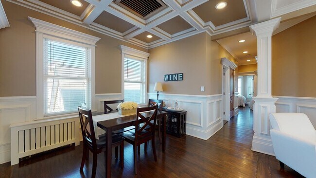 Foto del edificio - 539 E 7th St