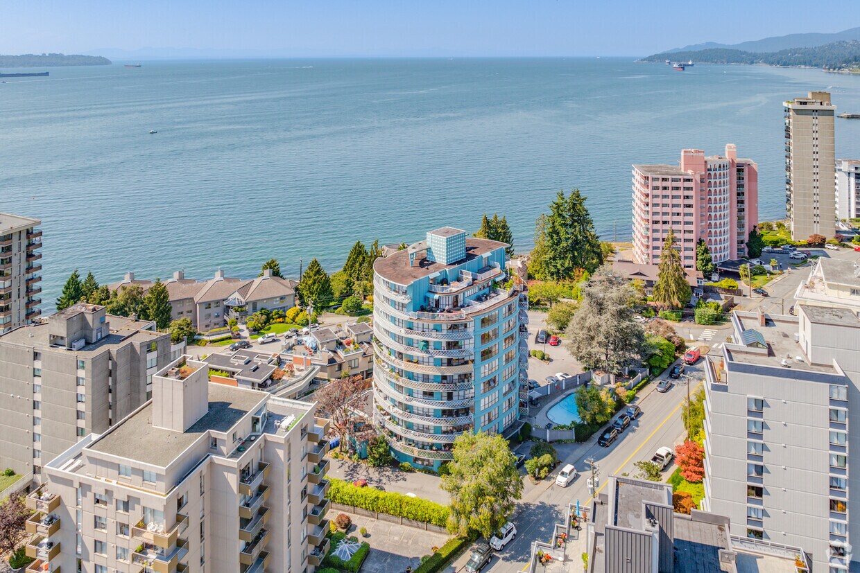 British Columbia Van West Vancouver The Shoreland Apartments 2190