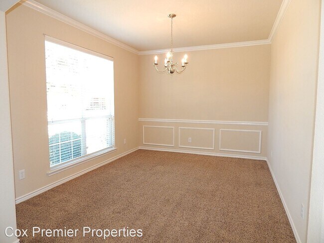 Building Photo - 4 br, 2.5 bath House - 1494 Red Wolf