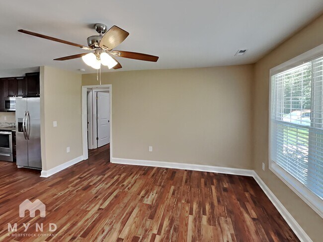 Building Photo - 1203 Haywood Ave