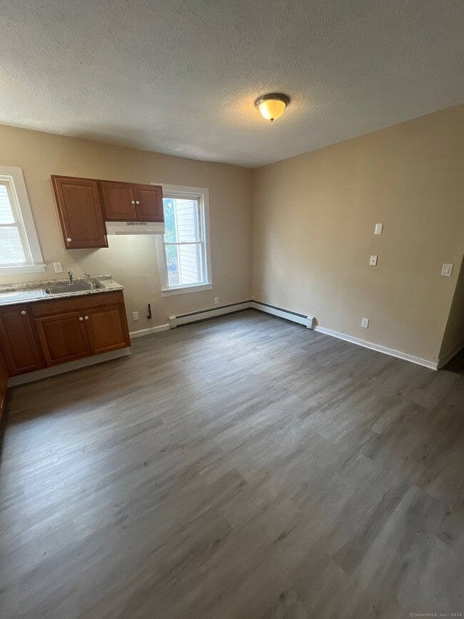 Building Photo - 440 Dixwell Ave