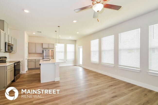 Foto del edificio - 332 Whiteheart Dr