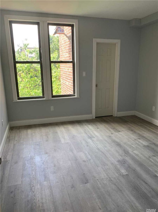 Building Photo - 1421 Dekalb Ave