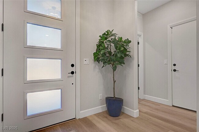 Foto del edificio - 5477 Vespertine Moon Ave