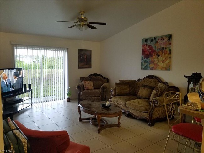 Foto del edificio - 5054 Centennial Blvd