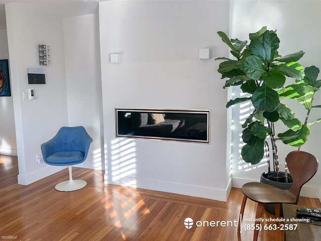 Building Photo - 2 br, 2 bath House - 120 Redwood St -