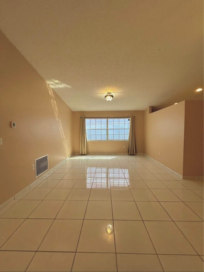 Foto del edificio - 20049 NW 86th Ct