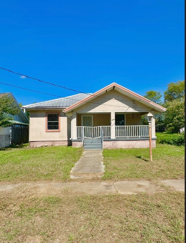 Primary Photo - 1616 26th Ave N
