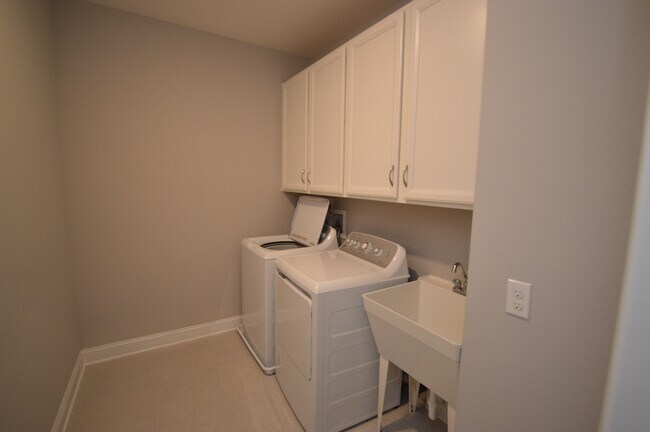 Foto del edificio - 15169 Sunrise Grove Ct