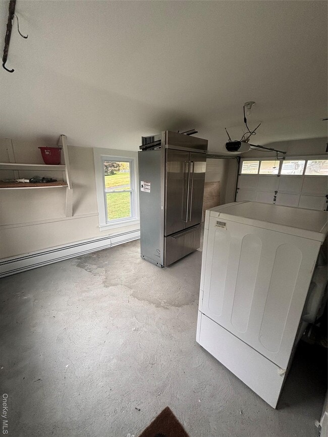 Building Photo - 75 Verbank Rd