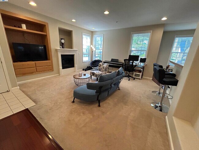 Foto del edificio - 3649 Whitworth Dr