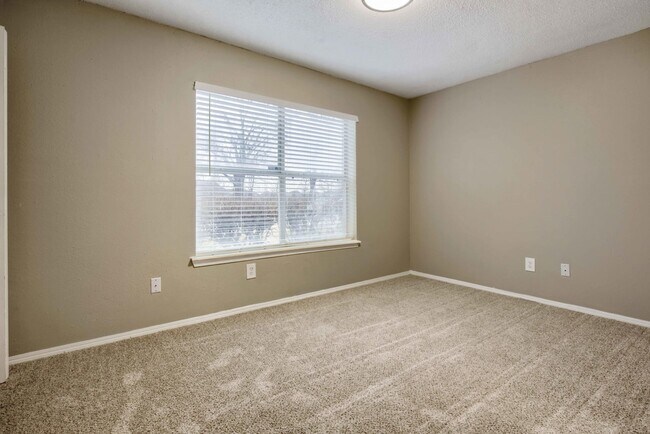 Foto del edificio - 501 Par Dr