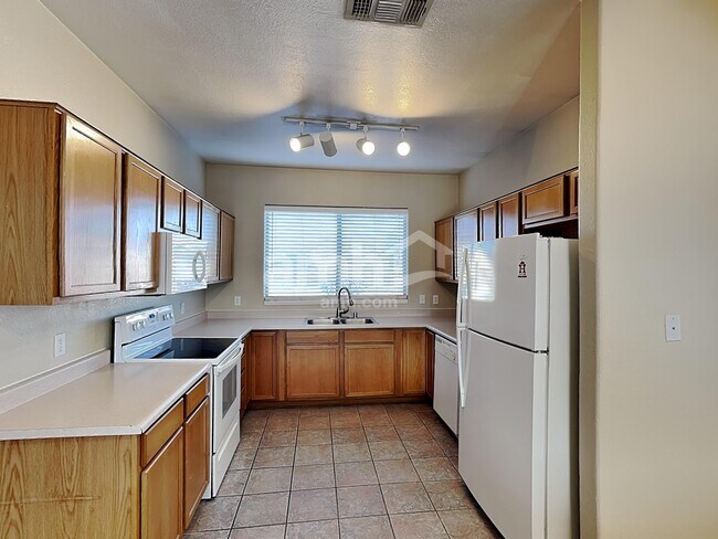 Foto del edificio - 13571 W Post Dr