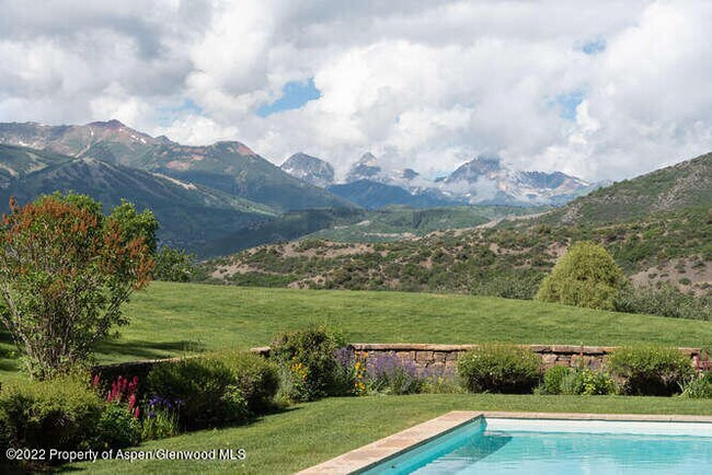 Foto del edificio - 650 Pioneer Springs Ranch Rd