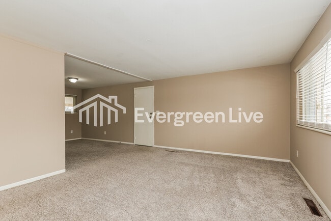 Photo - 3927 Elmira Dr House