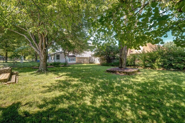 Foto del edificio - Charming 3 Bed | 2 Bath Home with Beautiful Outdoor Living