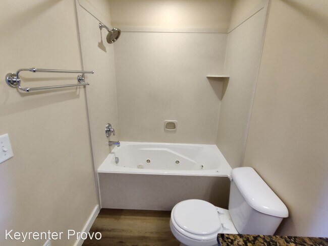 Building Photo - 3 br, 2 bath House - 8215 N Clear Rock Rd ...
