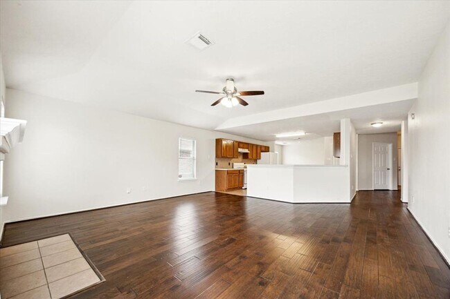 Foto del edificio - Charming 3-Bed, 2-Bath Home in Katy!