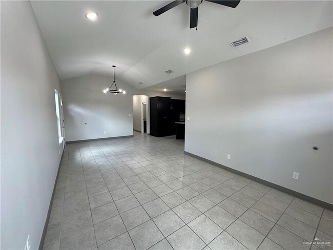 Foto del edificio - 2326 S Vly Cir